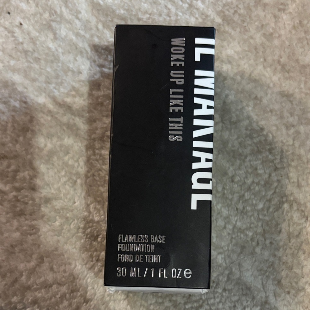 IL MAKIAGE #060 Woke Up Like This Foundation